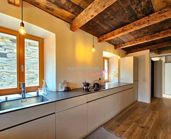 Edles Tessinerhaus in paradiesischer Lage: Weitblick, Sonne, Ruhe 7