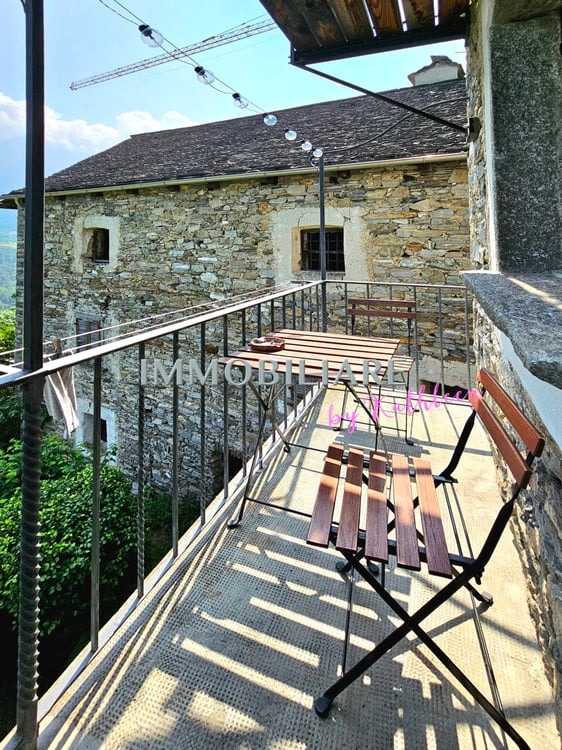 Edles Tessinerhaus in paradiesischer Lage: Weitblick, Sonne, Ruhe 4