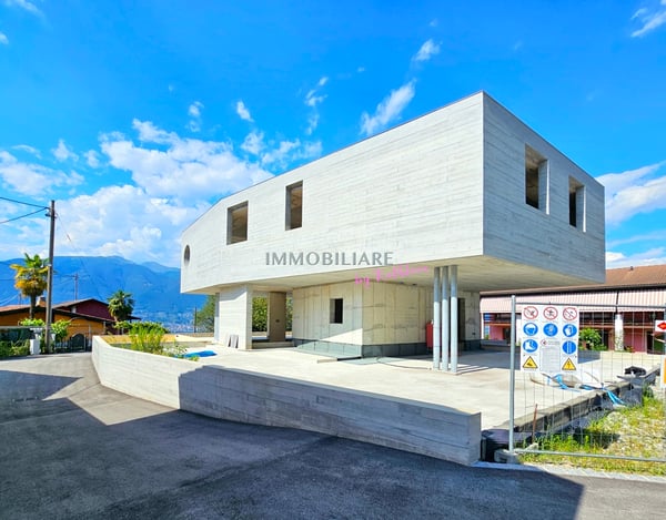 Villetta mit Pool im Edelrohbau, Seeblick  Preis inkl. individ. Ferti 11