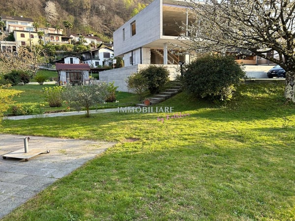 Villetta mit Pool im Edelrohbau, Seeblick  Preis inkl. individ. Ferti 4
