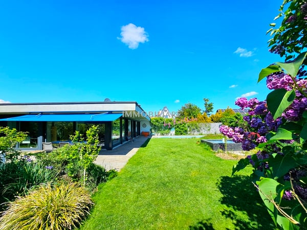 Mid century villa nahe Zürich, in nur 32 Minuten staufrei am Flughafen 1