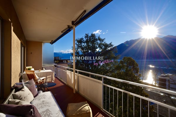 Ihr Logenplatz am Lago Maggiore: Attika mit Hallenbad und Kamin 2