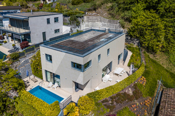 MODERNA VILLA IN POSIZIONE DOMINANTE A LUGANO 12