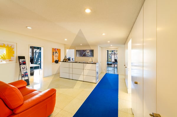 QUATTRO SPAZIOSI UFFICI SU DUE PIANI CON PARCHEGGI 5