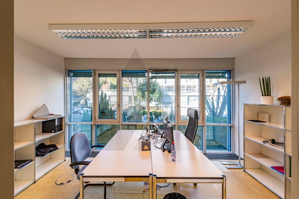 QUATTRO SPAZIOSI UFFICI SU DUE PIANI CON PARCHEGGI 6