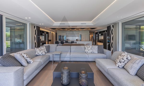 VISTA LAGO, GIARDINO PRIVATO, WELLNESS E ARREDI DI DESIGN 9