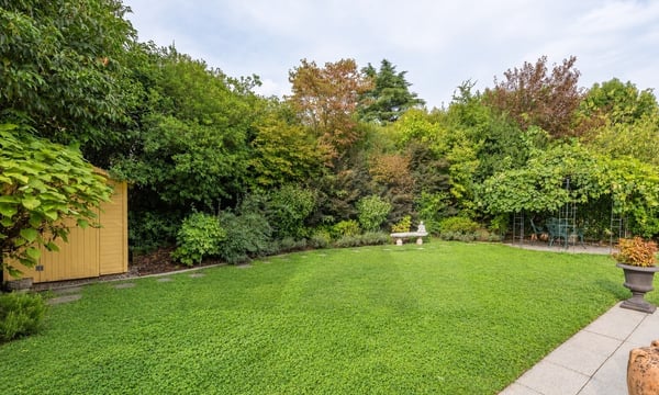 CASA FIRMATA ATTILIO PANZERI CON GIARDINO A GENTILINO 5