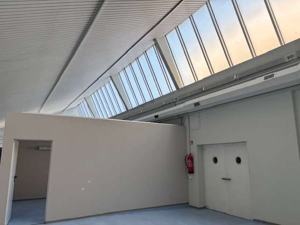 MORBIO/CHIASSO Spazio commerciale 11