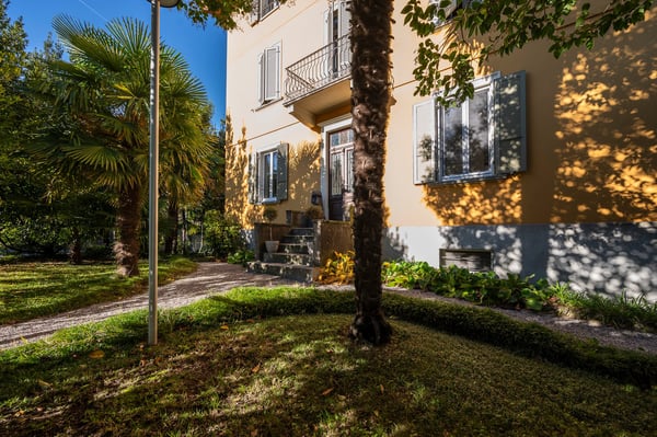 ELEGANTE E RAFFINATO TRILOCALE IN POSIZIONE STRATEGICA - DIMORA STORICA 21