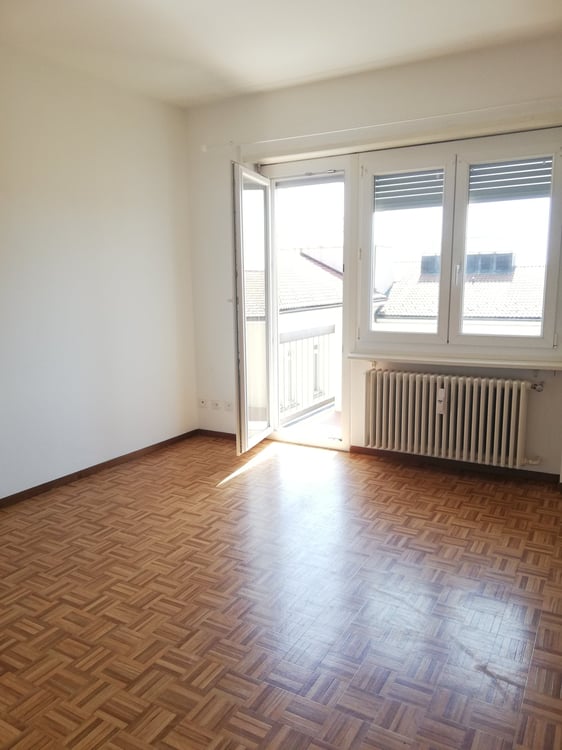 MONOLOCALE IN POSIZIONE STRATEGICA 2