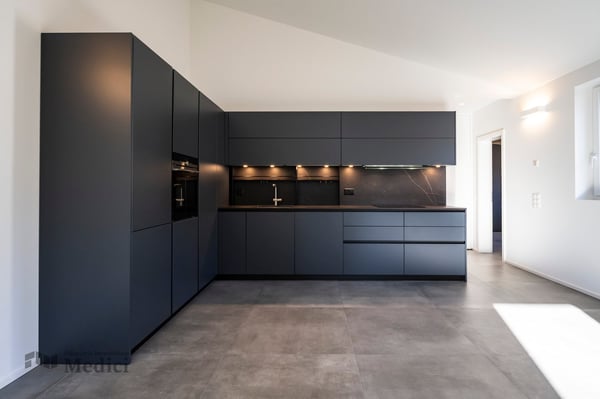 MODERNO 2.5 LOCALI ALTO STANDING IN VILLA D'EPOCA 4