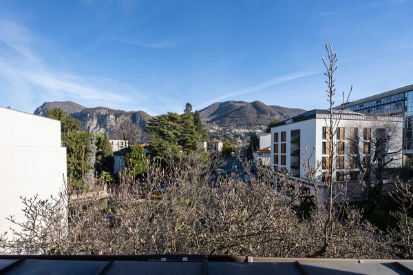 MODERNO 2.5 LOCALI ALTO STANDING IN VILLA D'EPOCA 9