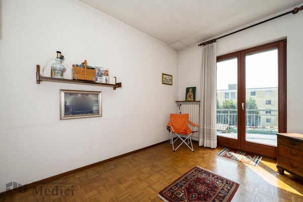 CASA UNIFAMILIARE CON GRANDE GIARDINO 11