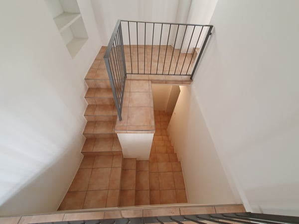 MODERNO ED ELEGANTE 2.5 LOCALI ALTO STANDING 8