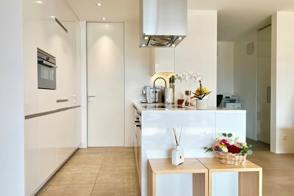 Luxuriöse 2,5 Zimmerwohnung in direkter Seenähe 23