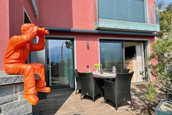 Luxuriöse 2,5 Zimmerwohnung in direkter Seenähe 35