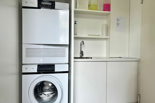 Luxuriöse 2,5 Zimmerwohnung in direkter Seenähe 41