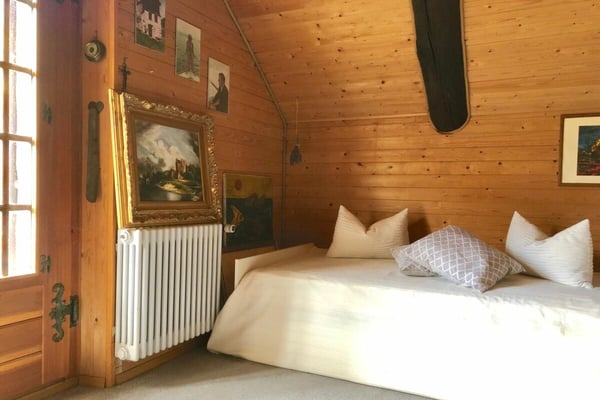 VERKAUFT ! Gemütliches Landhaus mit herrlichem Grundstück in ganzjähriger Sonnenlage 29