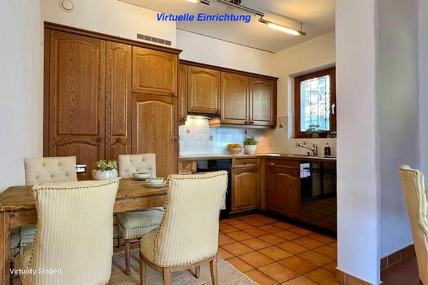 VERKAUFT !!! Charmantes Einfamilienhaus , mit Pool und mit separatem Gästestudio 9