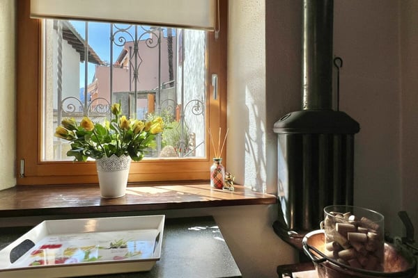 Grosses Dorfhaus mit Seesicht, schönem Garten und Parkplatz 43
