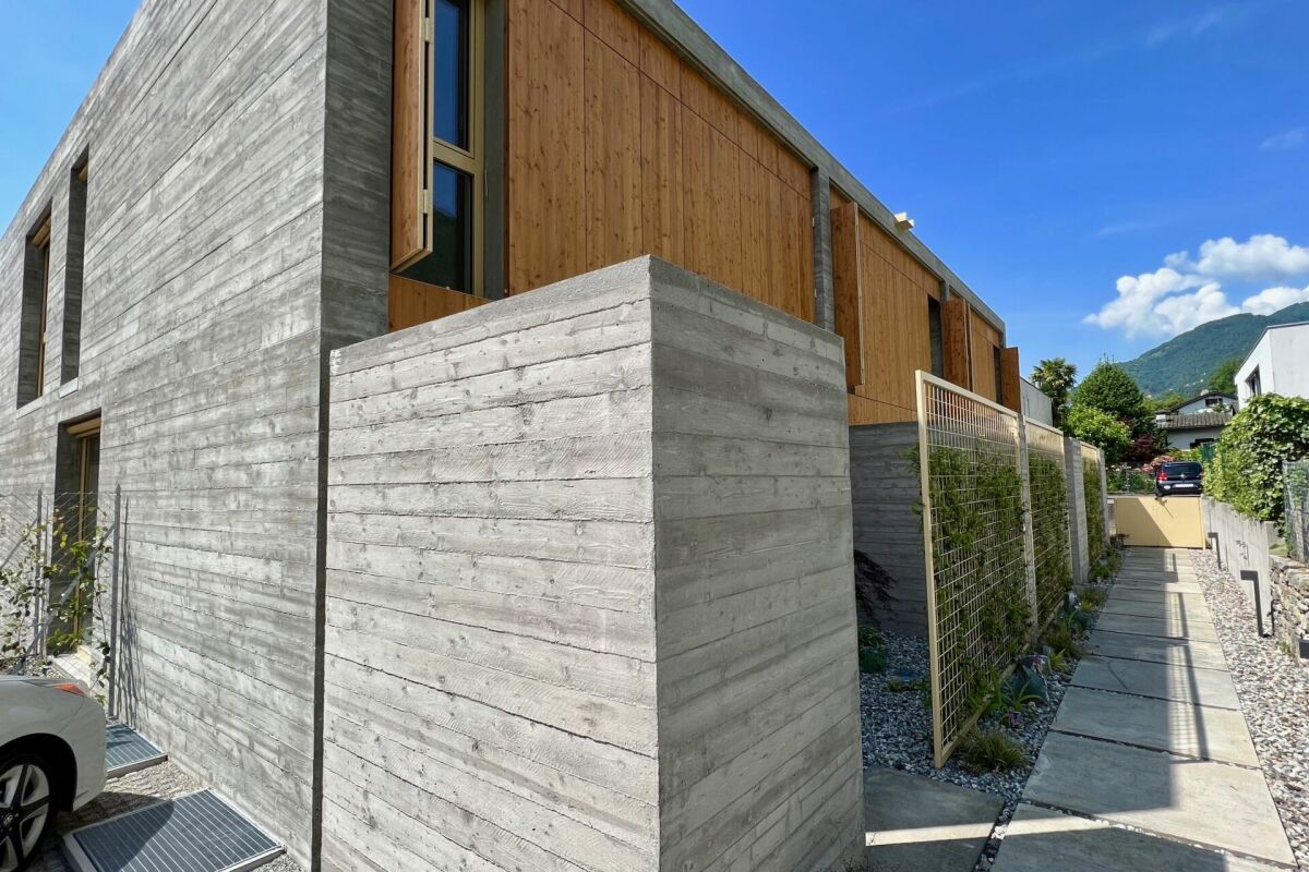 Einfamilien-/Reihenhaus mit Garten und 2 Parkplätzen