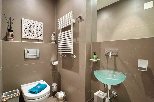 PERFEKTE WOHNUNG - Tolle Lage, Klima, Innenpool und günstige Nebenkosten ! 12