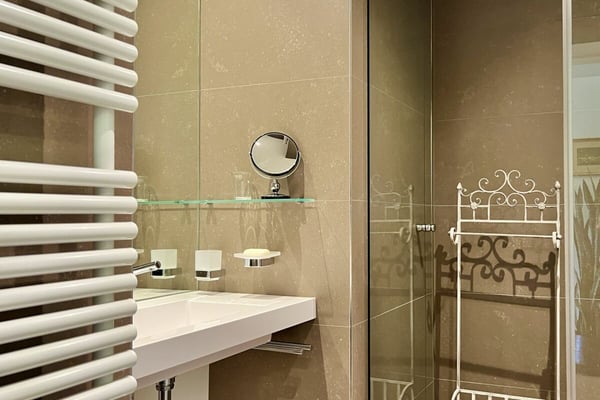 PERFEKTE WOHNUNG - Tolle Lage, Klima, Innenpool und günstige Nebenkosten ! 28