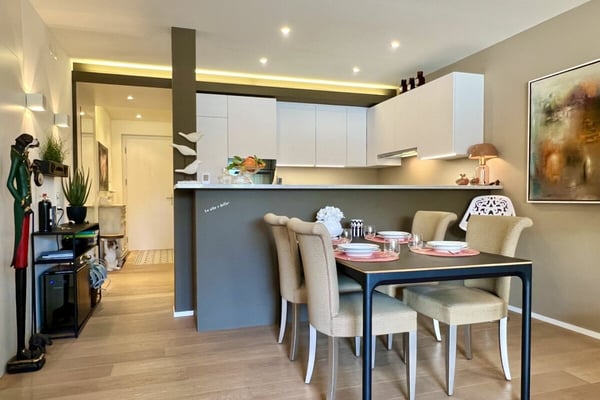 PERFEKTE WOHNUNG - Tolle Lage, Klima, Innenpool und günstige Nebenkosten ! 7