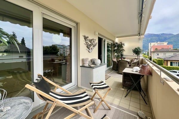 PERFEKTE WOHNUNG - Tolle Lage, Klima, Innenpool und günstige Nebenkosten ! 4