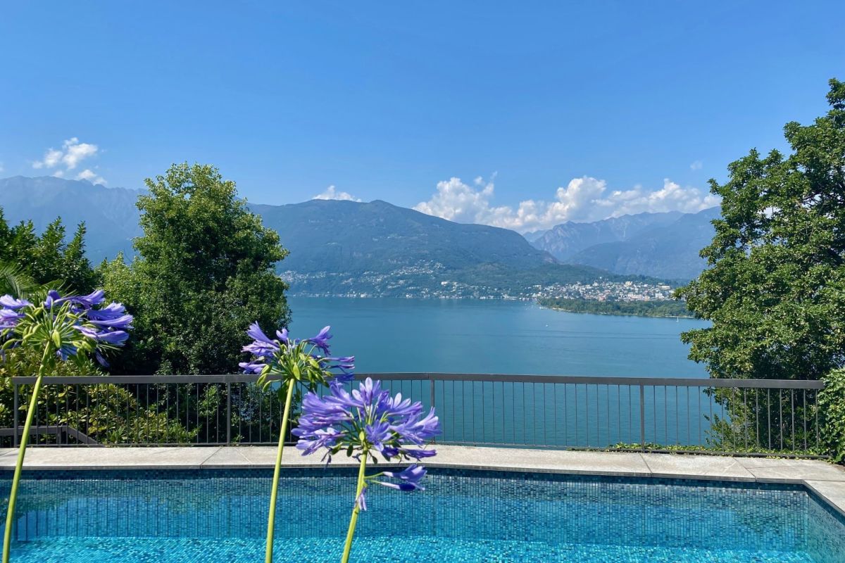 Exclusive villa with breathtaking 180° panoramic lake views and complete privacy