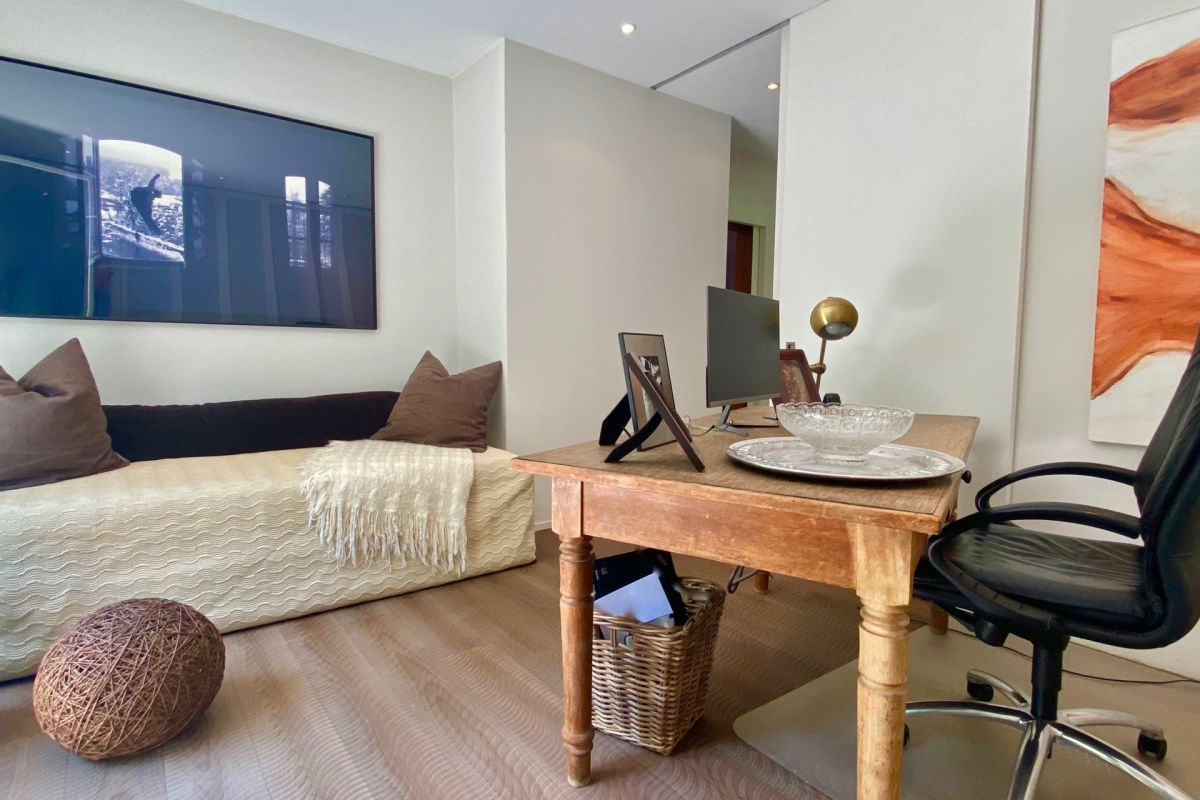 Exclusive villa with breathtaking 180° panoramic lake views and complete privacy