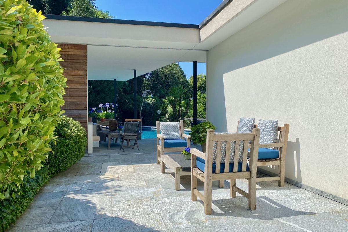 Exclusive villa with breathtaking 180° panoramic lake views and complete privacy