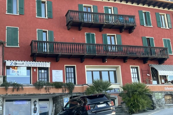 Charmante Ferienwohnung im Herzen von Ronco s. Ascona mit Balkon 22
