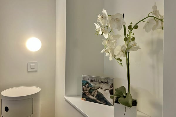 Charmante Ferienwohnung im Herzen von Ronco s. Ascona mit Balkon 8
