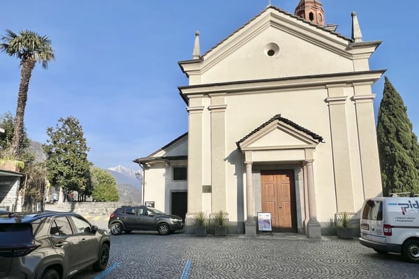 Charmante Ferienwohnung im Herzen von Ronco s. Ascona mit Balkon 20