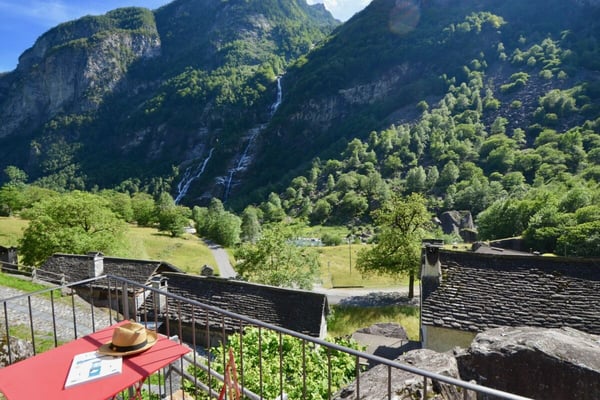 Charmantes Steinhaus mitten im Grünen 23