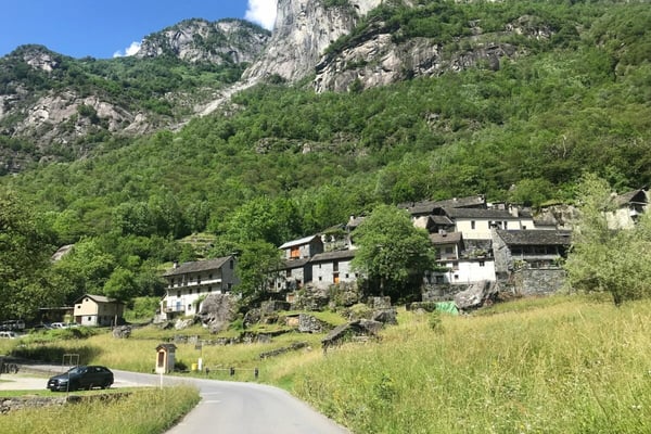 Charmantes Steinhaus mitten im Grünen 36