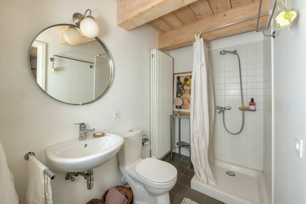 LEBENSTRAUM TESSIN - Charmant renoviertes Dorfhaus mit grossem Atelier ideal für Kunst&Kultur und B&B 14