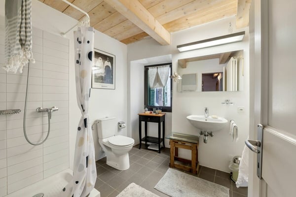 LEBENSTRAUM TESSIN - Charmant renoviertes Dorfhaus mit grossem Atelier ideal für Kunst&Kultur und B&B 11