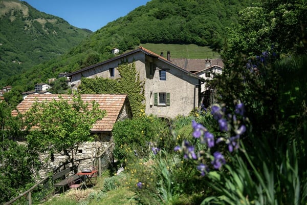 LEBENSTRAUM TESSIN - Charmant renoviertes Dorfhaus mit grossem Atelier ideal für Kunst&Kultur und B&B 65