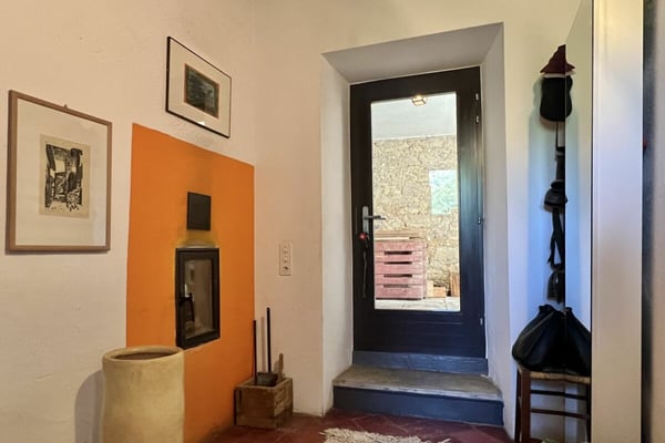 LEBENSTRAUM TESSIN - Charmant renoviertes Dorfhaus mit grossem Atelier ideal für Kunst&Kultur und B&B 71