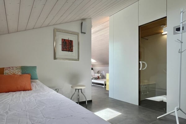 TOP LAGE mit 180° Seesicht - Exklusive Wohnung mit separatem Gästebereich und Gemeinschaftspool 37