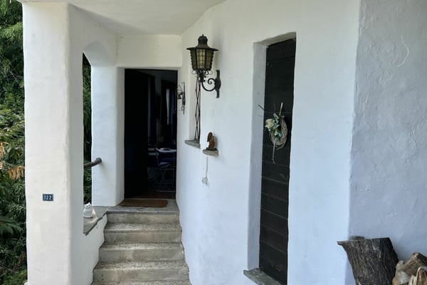 Häuschen mit  herrlicher Seesicht, Privatstrand und vielen 