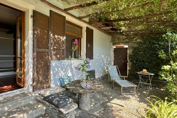 Charmantes Dorfhaus in schöner Ruhelage Casa Blu - «Das unvollendete Bijou» 4