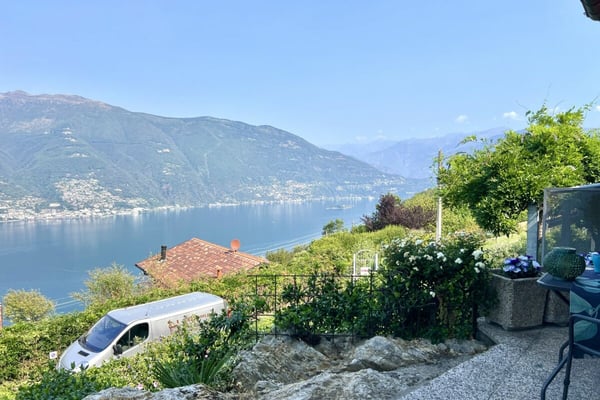 ITALIEN - Lago Maggiore, Nähe Schweizer Grenze, Doppelhaushälfte mit Seesicht 7