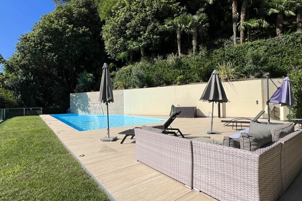 Exklusives Wohnen mit 180°Seesicht, Wellnessbereich & Pool 29