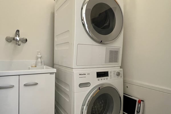 Exklusives Wohnen mit 180°Seesicht, Wellnessbereich & Pool 26