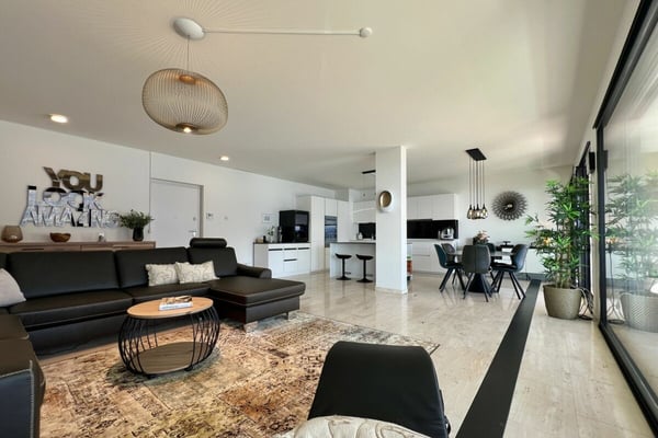 Exklusives Wohnen mit 180°Seesicht, Wellnessbereich & Pool 6
