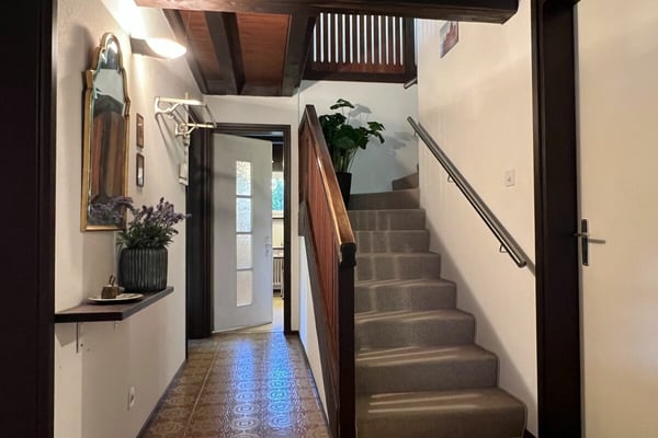 Wohnen im Grünen - Einfamilienhaus mit herrlicher Aussicht und viel Gestaltungspotenzial 16