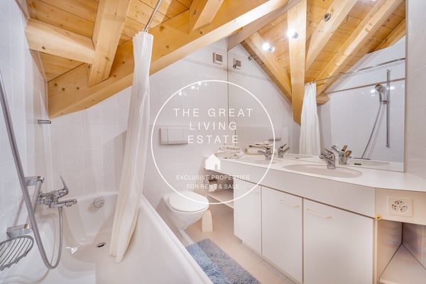 Affascinante attico di 1.5 locali con vista mozzafiato a Celerina 10